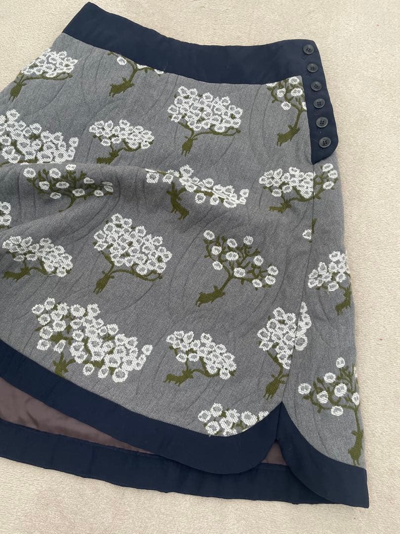 mina perhonen 刺繍スカート