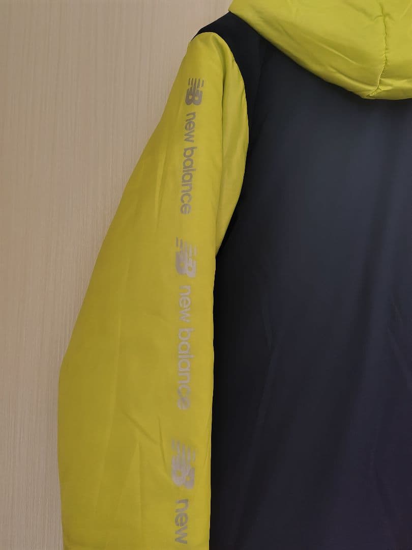 限定価格！New Balance ベンチコートイエロー/ネイビー150cm