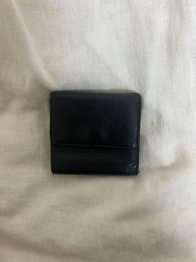 CHANEL ブラック 三つ折り財布　　ひ商品