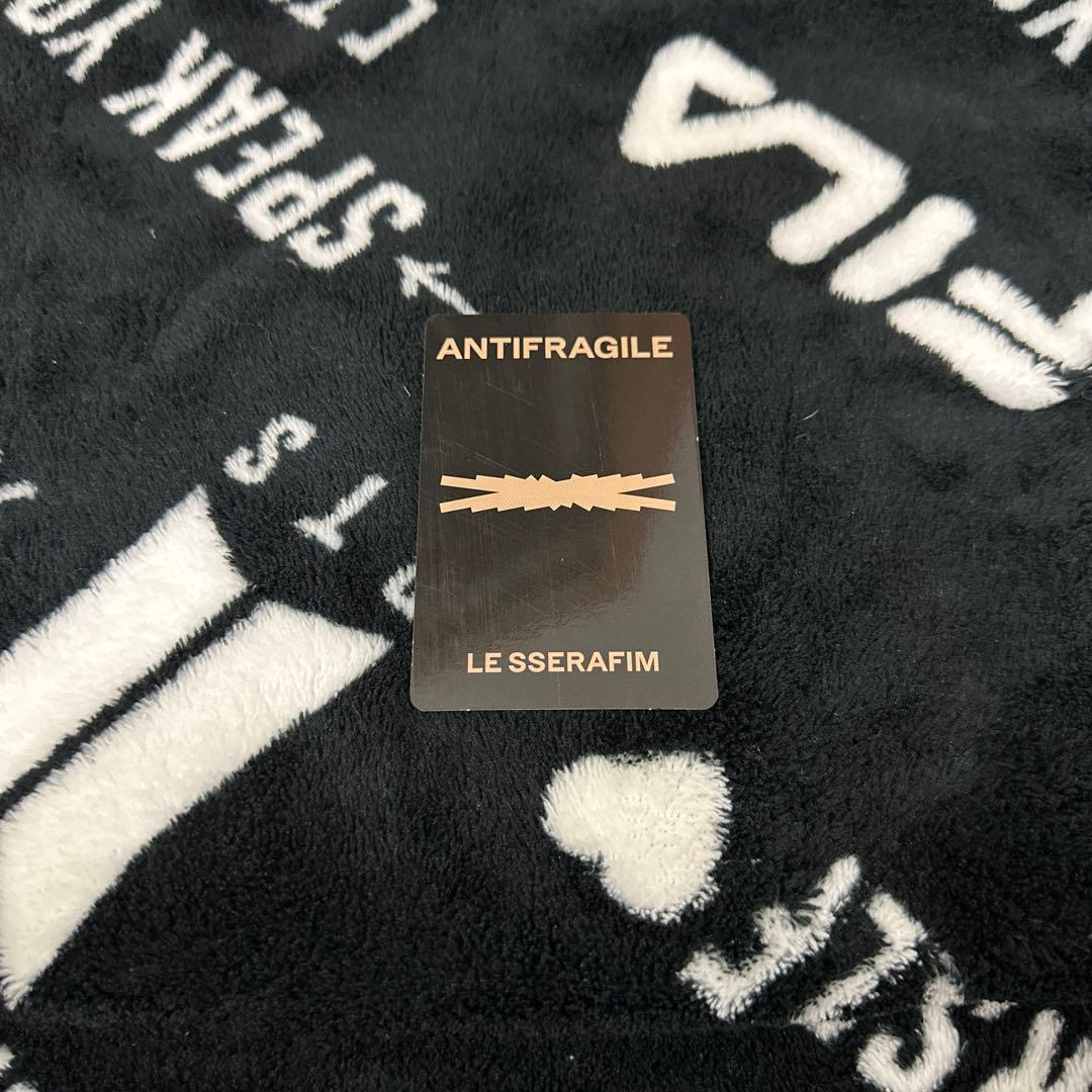 lesserafim  ウンチェ antifragile m2u サイン会トレカ