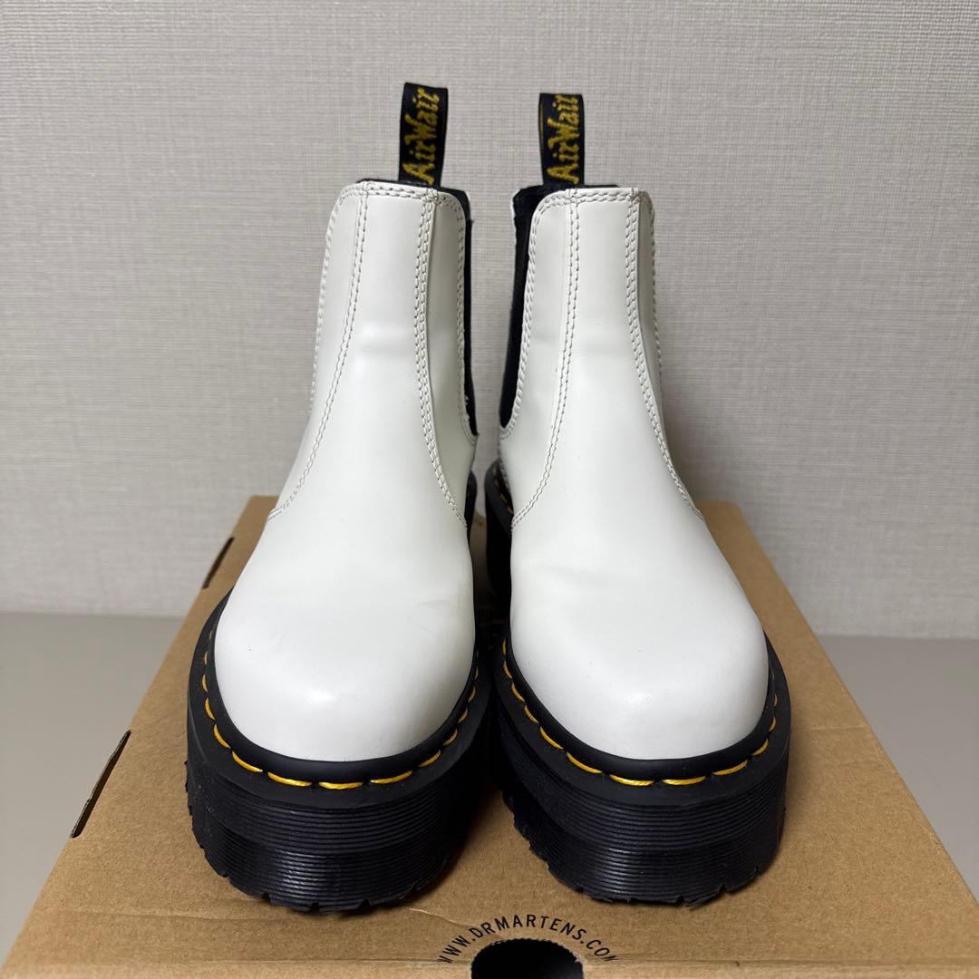 Dr.Martens ドクターマーチン QUAD ホワイト 厚底UK4