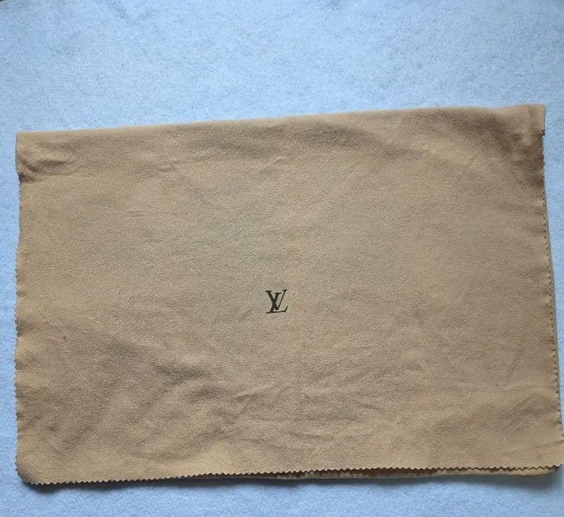 Louis Vuitton エピレザー ボストンバッグ ブラック