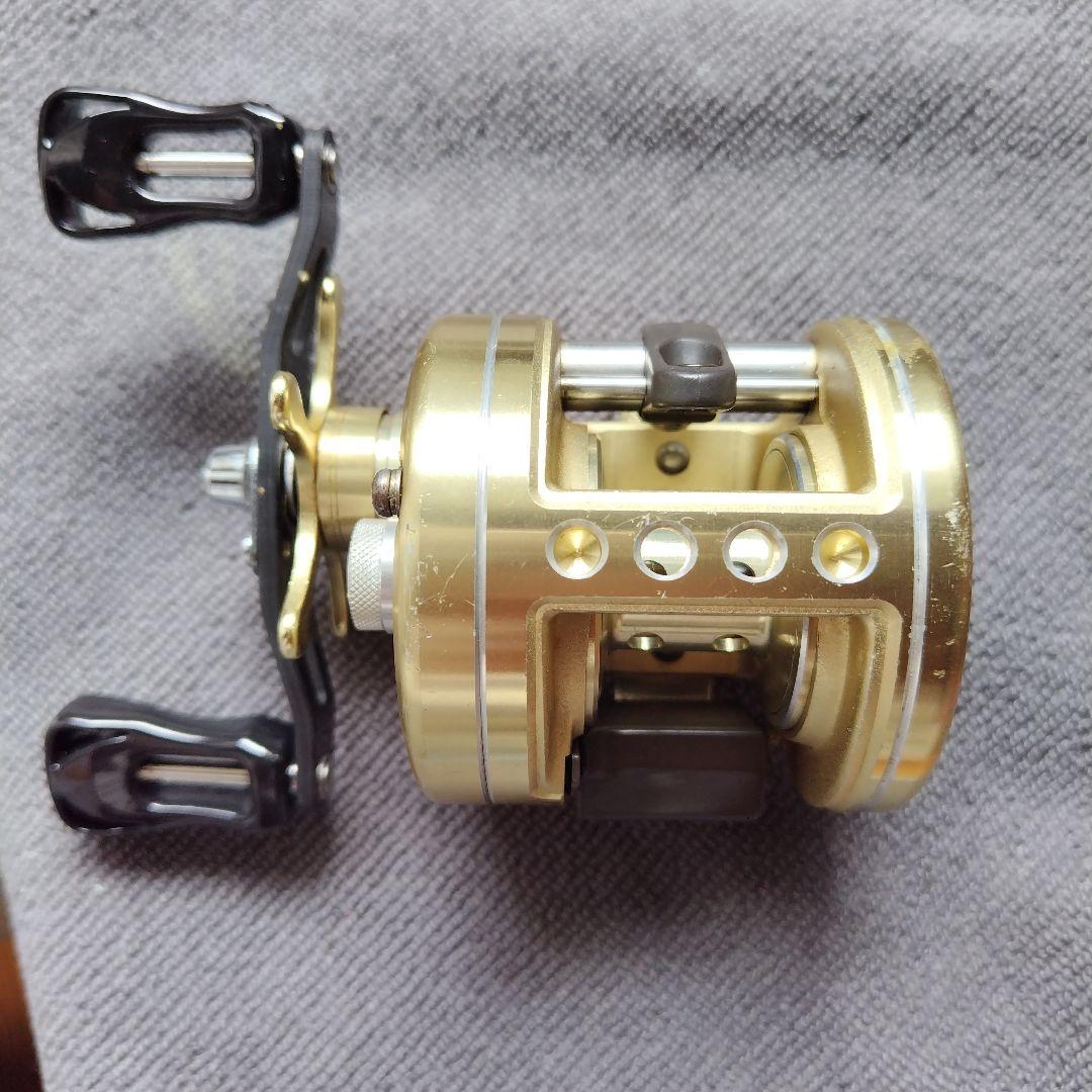 SHIMANO CALCUTTA 　201XT