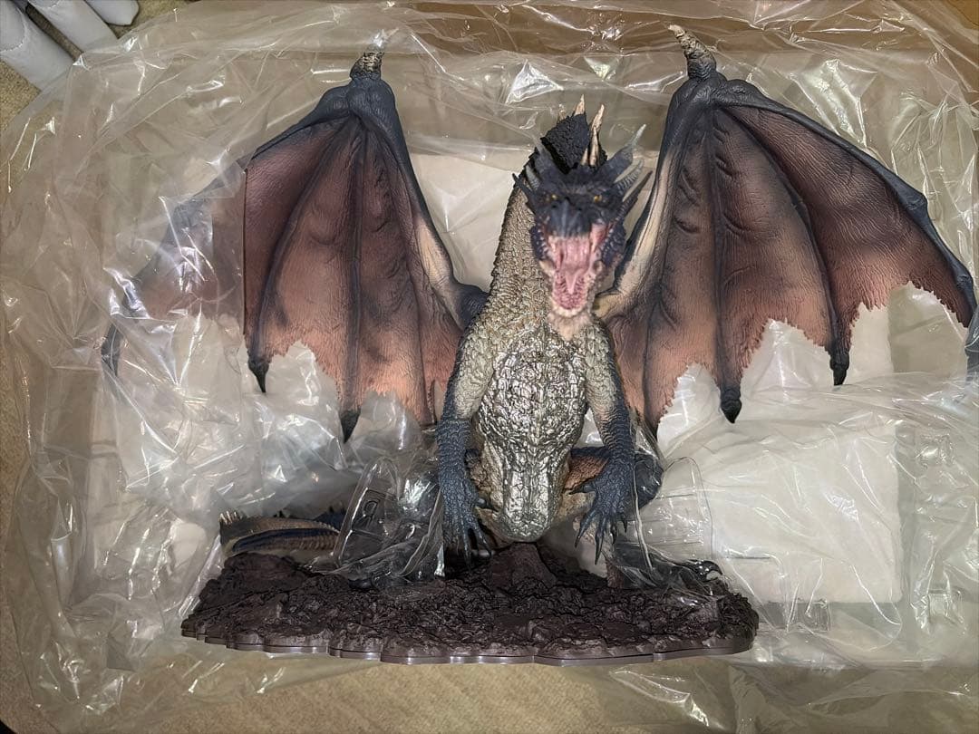 ぼ*ー様 【中古】モンスターハンター クリエイターズモデル ミラボレアス フィギ