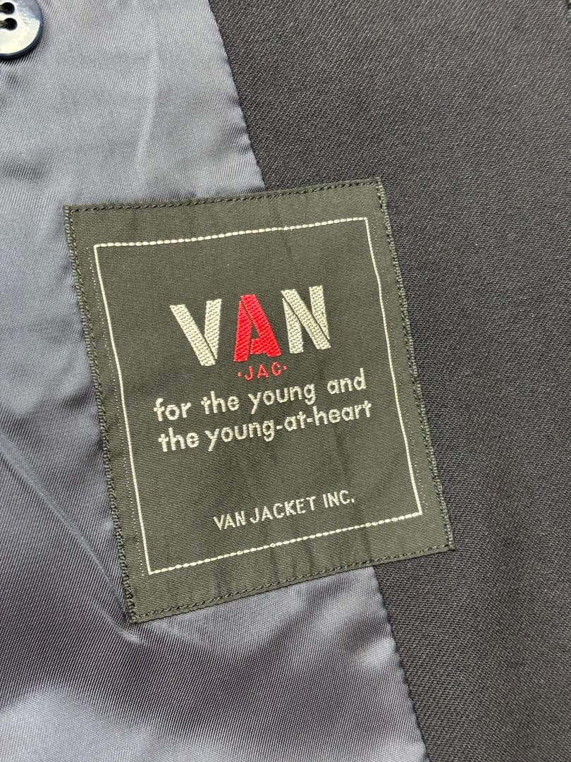 美品　VAN JACKET 近年モデル　ネイビー テーラードジャケット L〜XL