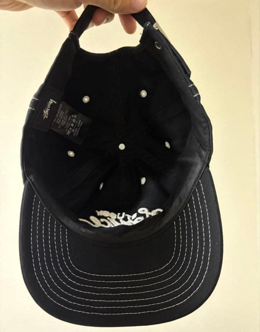Stussy 黒 キャップ