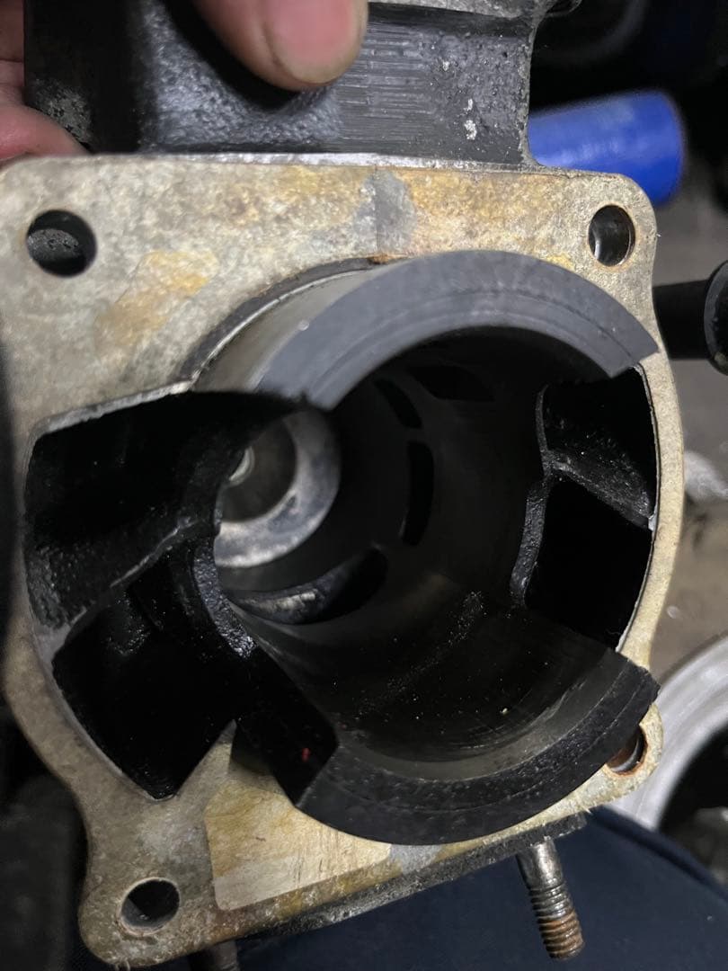 RZ125 シリンダー　シリンダーヘッド　焼き付き無し13w ピストン無し
