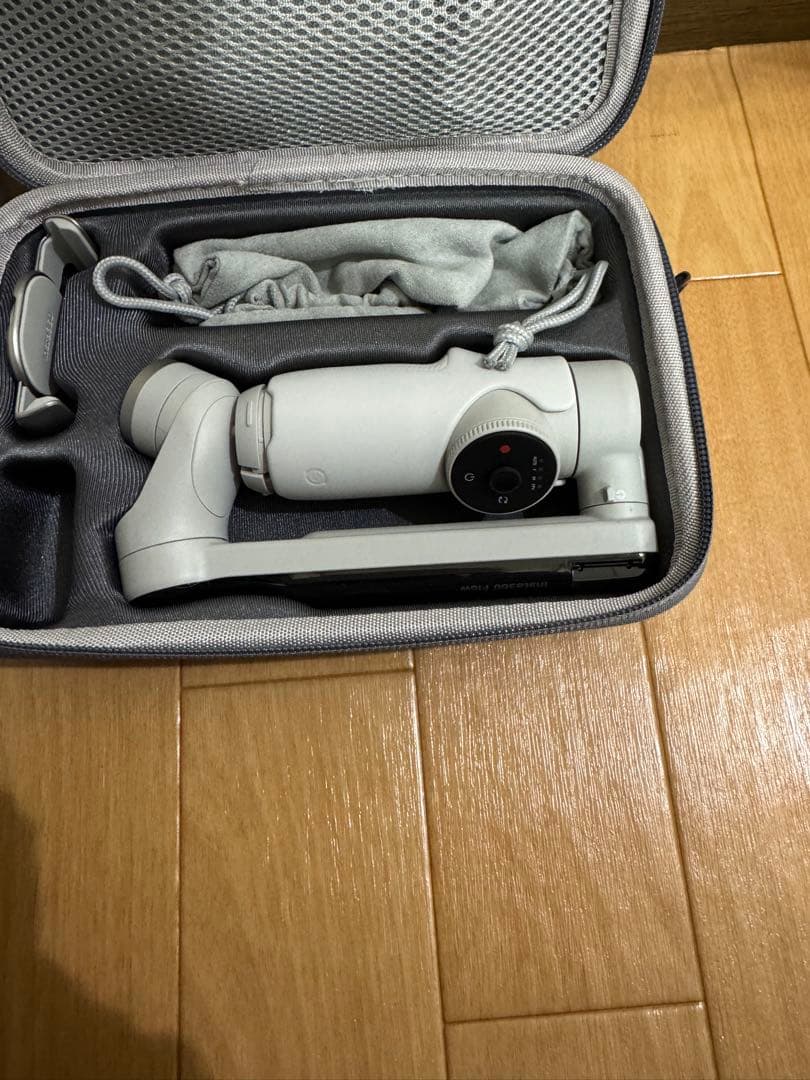 美品Insta360 Insta360 Flow と専用バッグ
