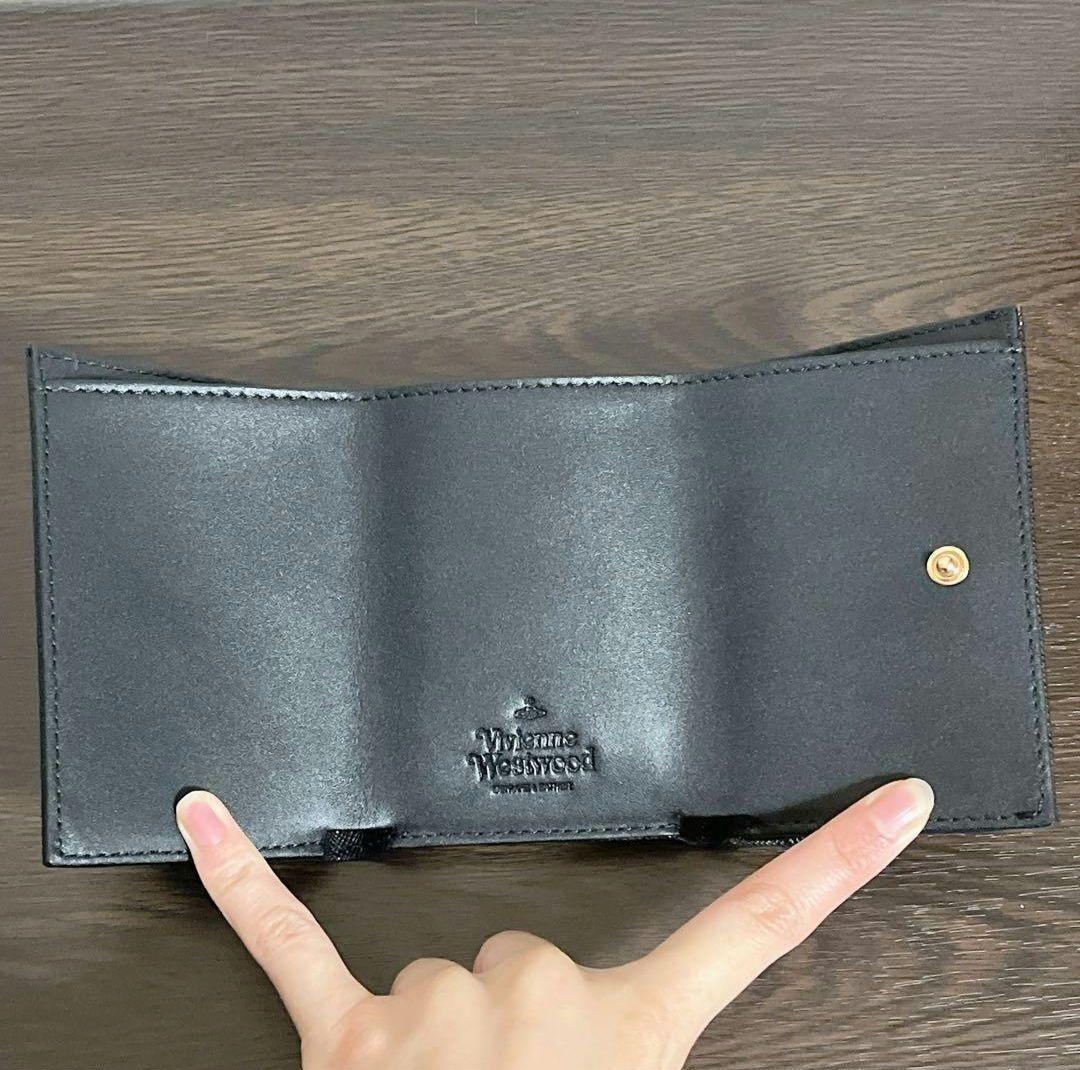 VivienneWestwood ミニ財布　ブラック　ゴールド　三つ折り財布
