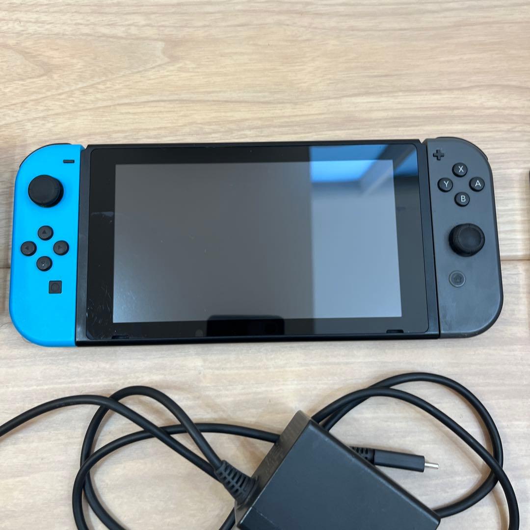 Nintendo Switch 本体 青/黒 付属品あり