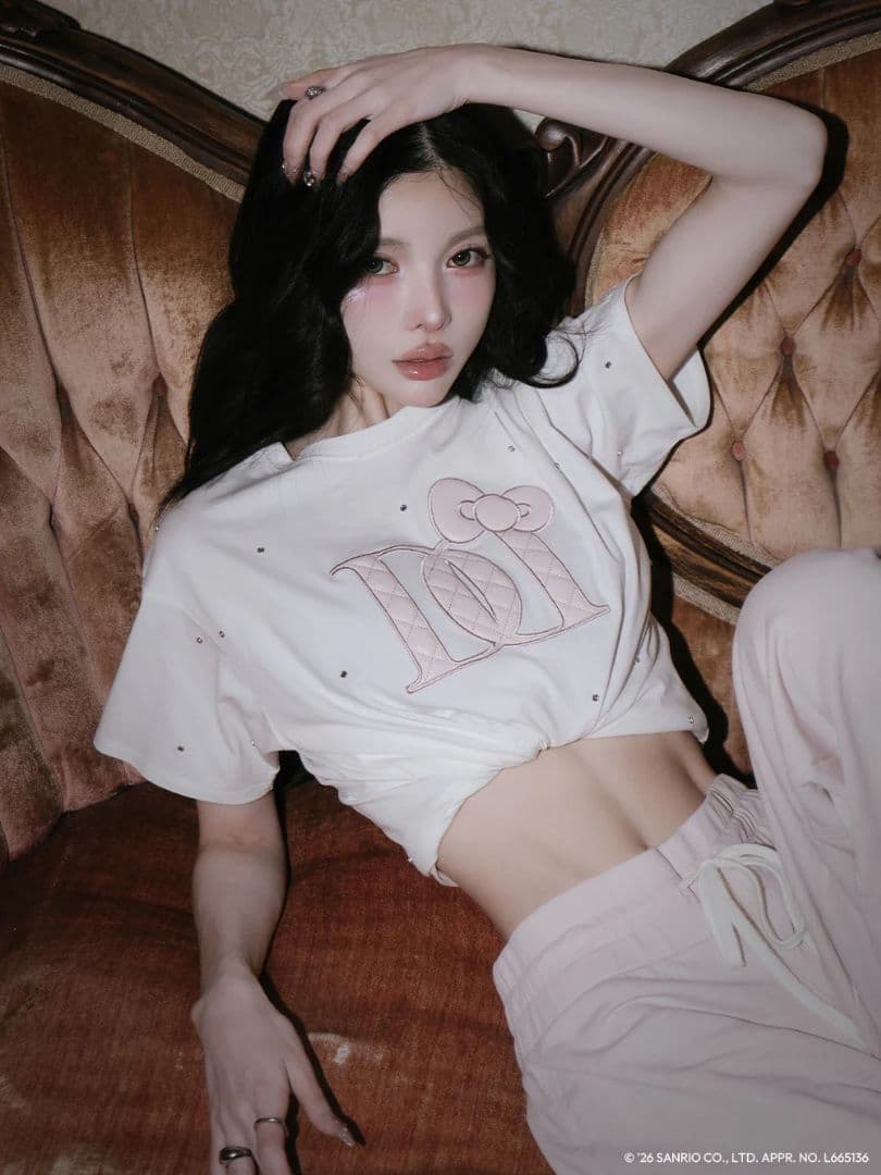 【即日発送】Hello DarichキルティングアップリケビジューTシャツ