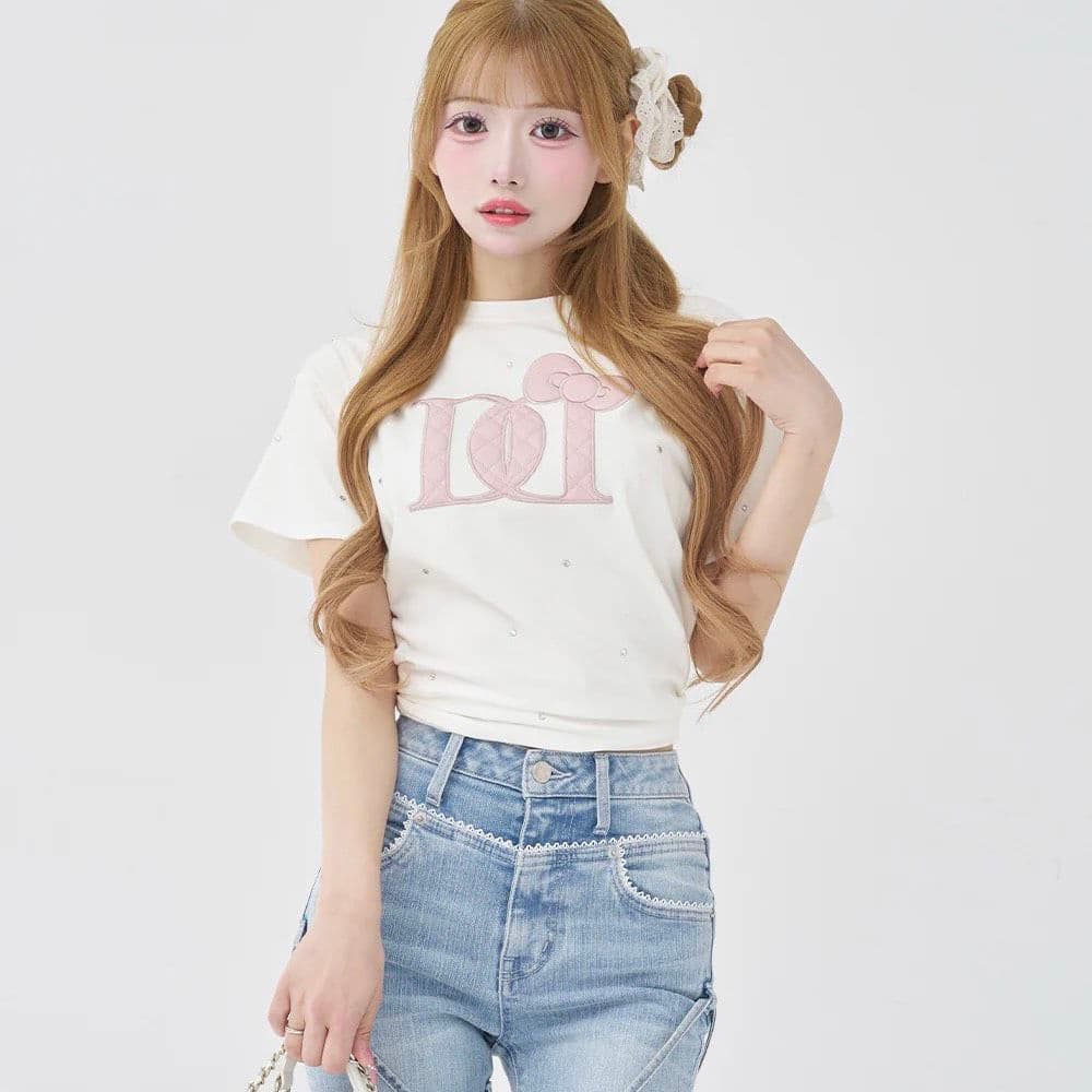 【即日発送】Hello DarichキルティングアップリケビジューTシャツ