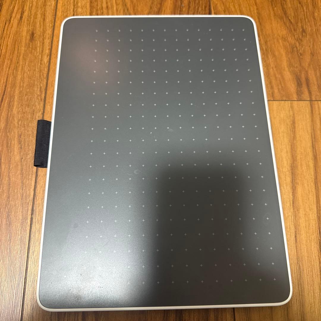 正直フード　Wacom One ペンタブレット Mサイズ medium