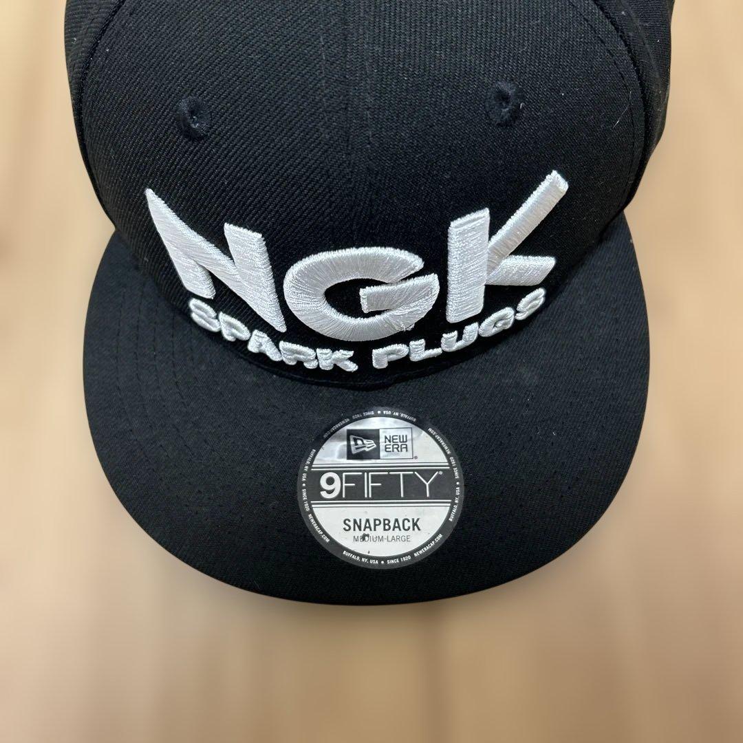 NEWERA NGK スパークプラグ キャップ 黒