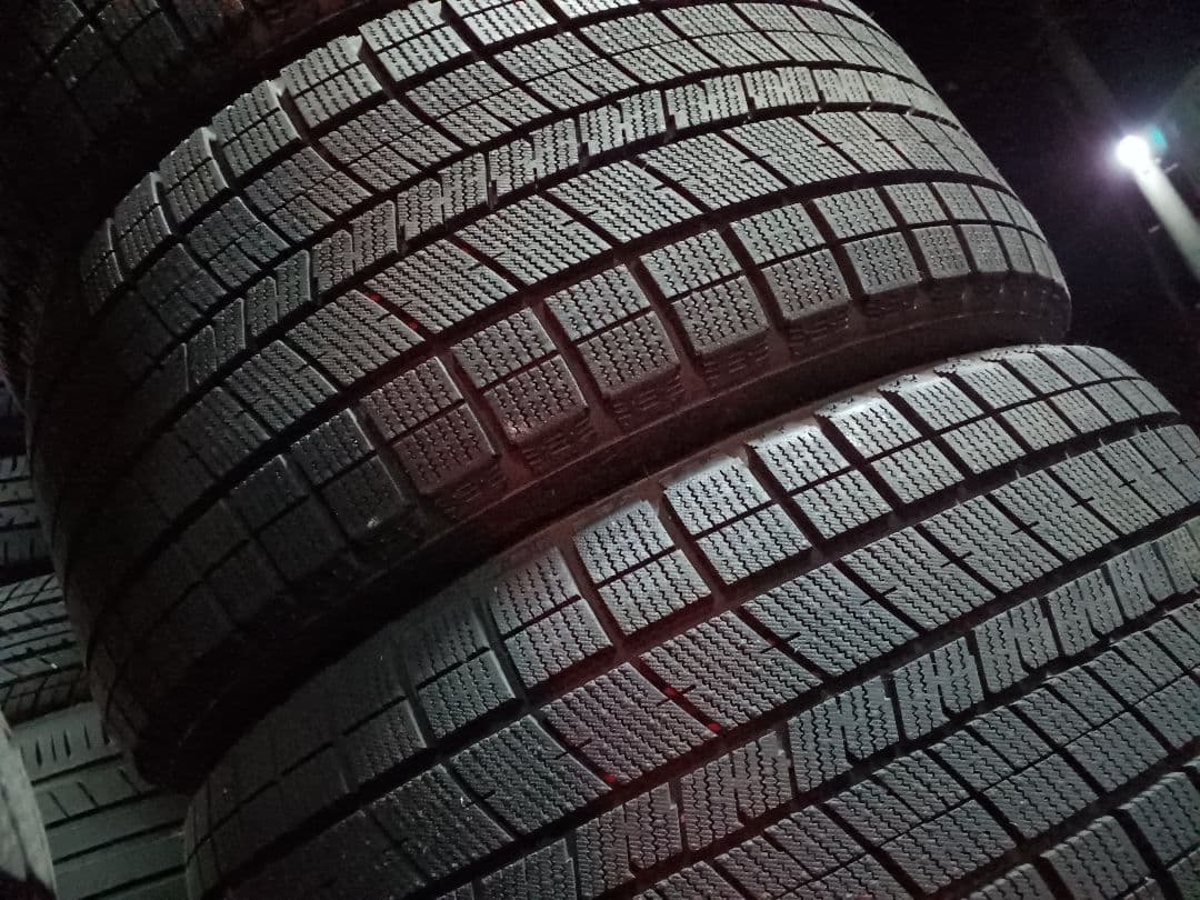 ヒッキー①245/40R18 4本 2024年製造　ほぼ10分山 ナンカン