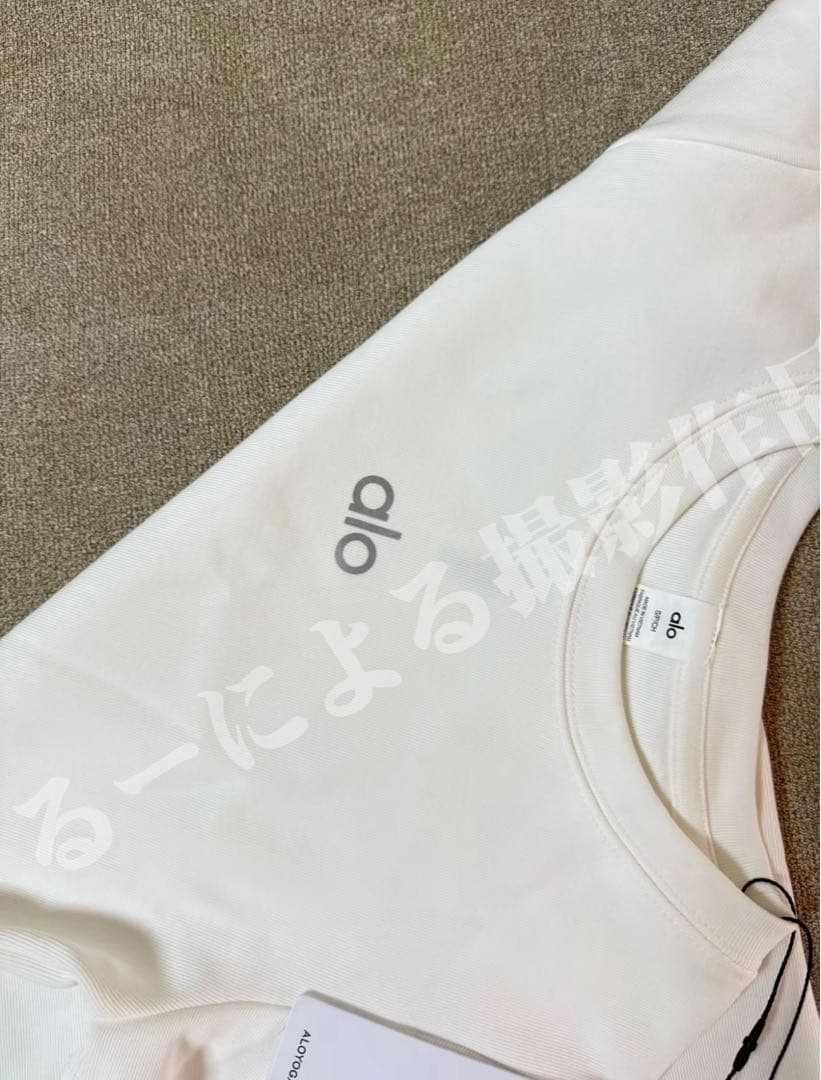 alo Yoga Tシャツ トップス カットソー 白 ホワイト