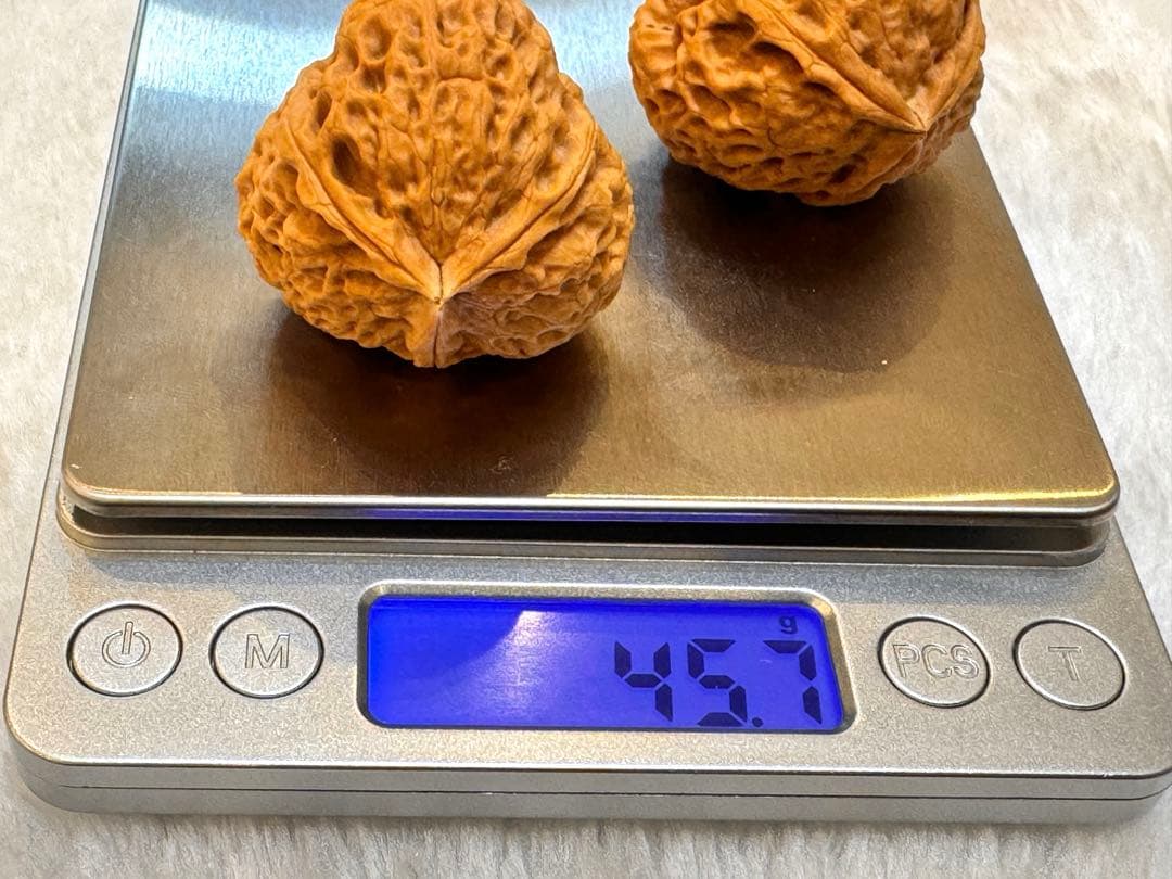 铁核桃：极品正三棱