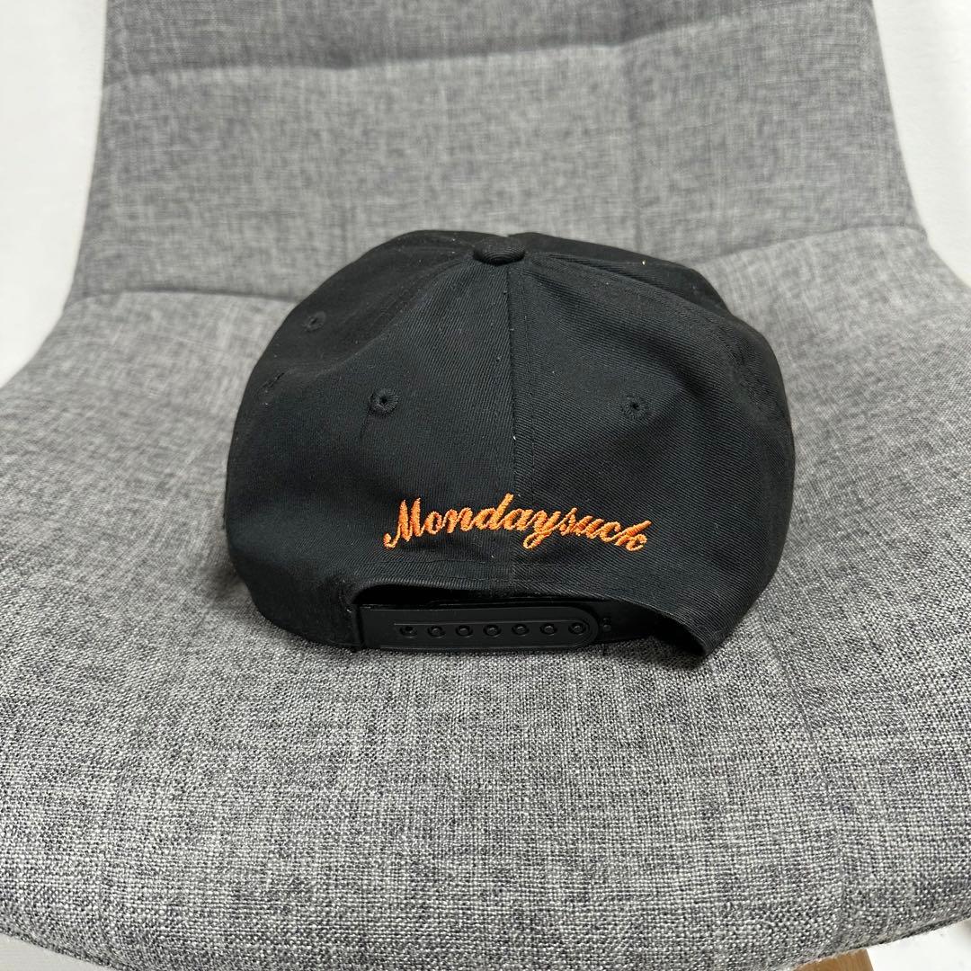 MONDAYSUCK キャップ ブラック　刺繍ロゴ　SF
