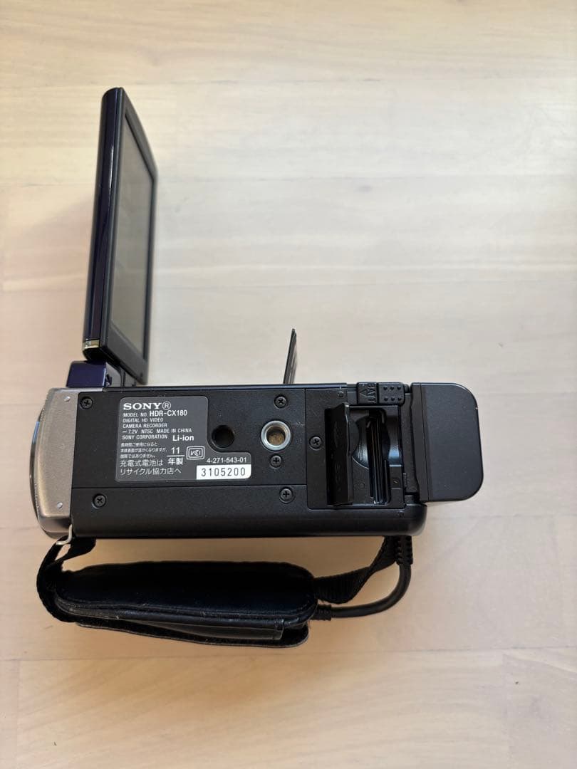 SONYハンディカム HDR-CX180