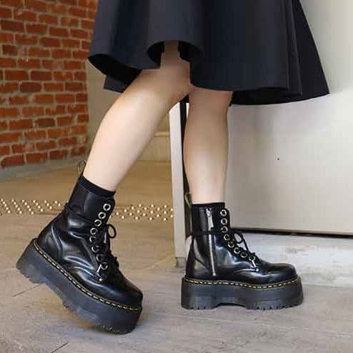 Dr.Martens JADON MAX UK4 黒 厚底 8ホール