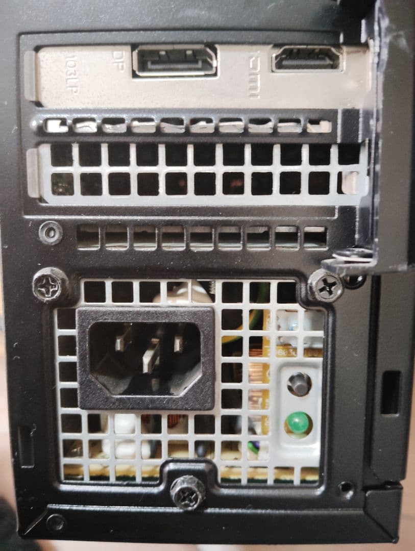 DELL　OptiPlex　7010　MSI GT1030 2G　ジャンクで出品