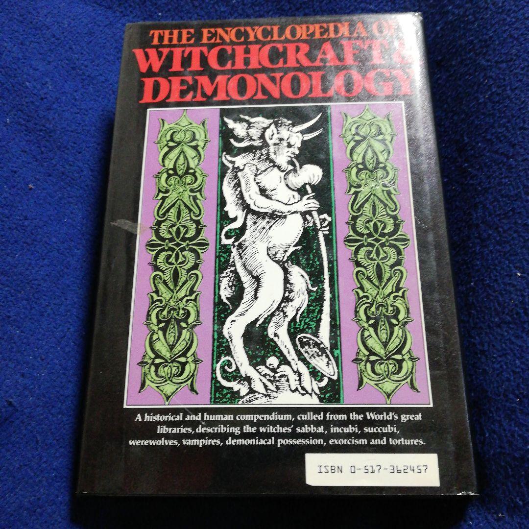 洋書 Encyclopedia of Witchcraft & Demonology