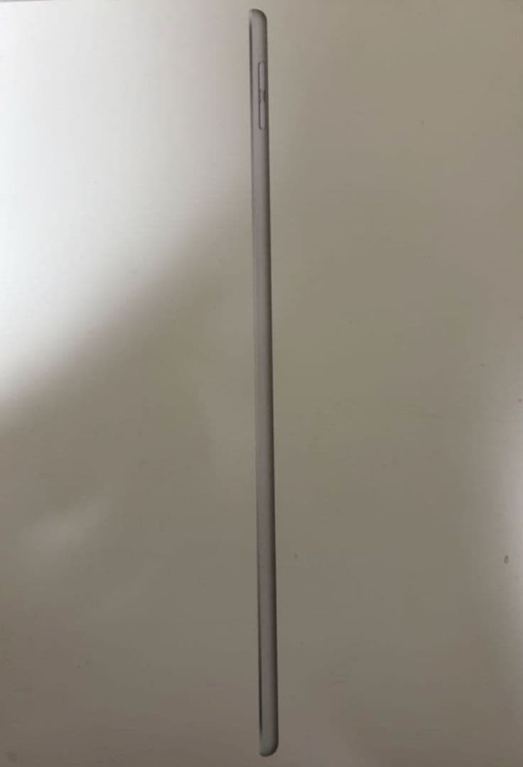 iPad Air 第3世代　Wi-Fi + Cellularモデル 64GB