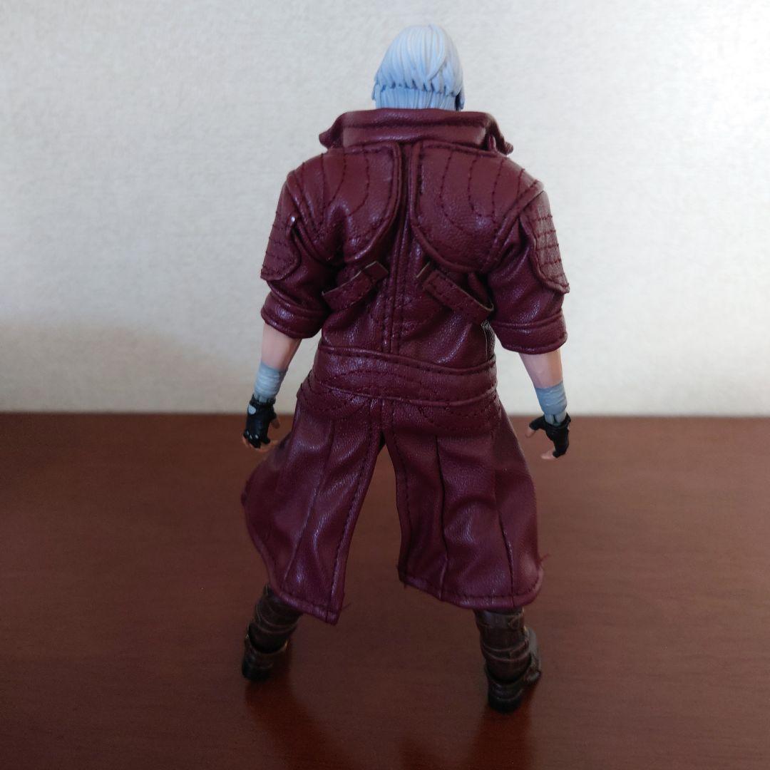 千値練 Devil May Cry 5 フィギュア　ネロ　ダンテ