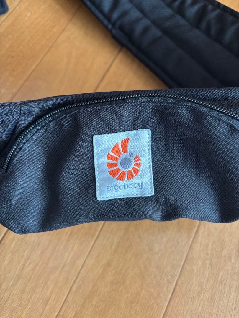 専用出品★【新品未使用】ergobaby Lift ヒップシート ブラック