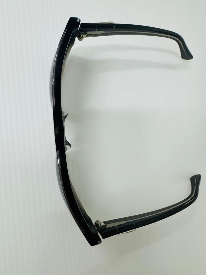 【新品未使用】Cartier カルティエ サングラス 135サイズ　レンズ度なし
