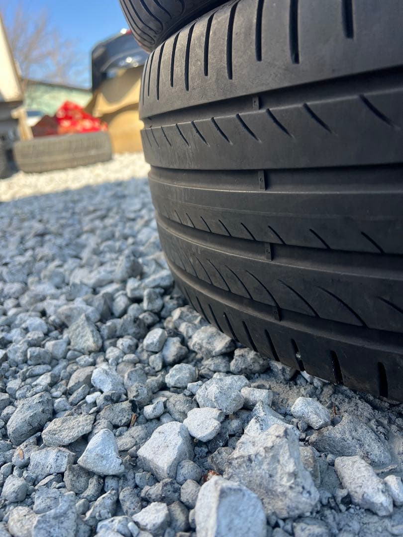 ピレリ　パワジー　225/45r18 23年製　早い者勝ち