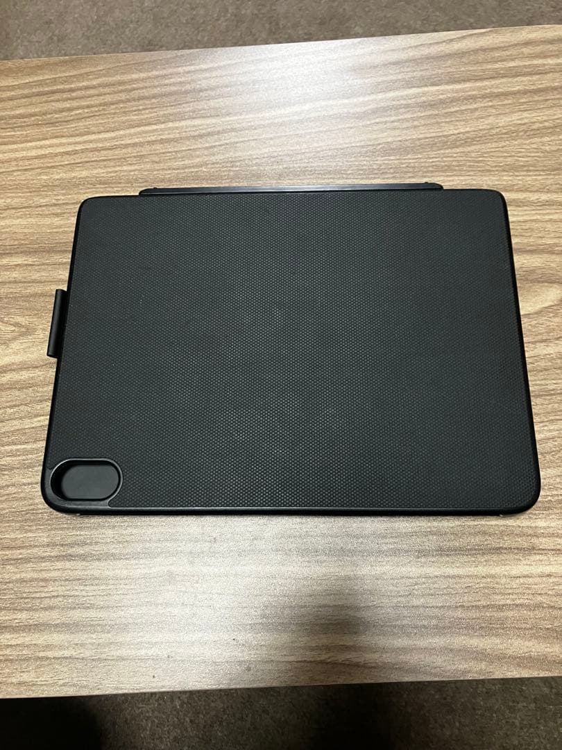 iPad A16（11インチ） 保護シール・キーボード付