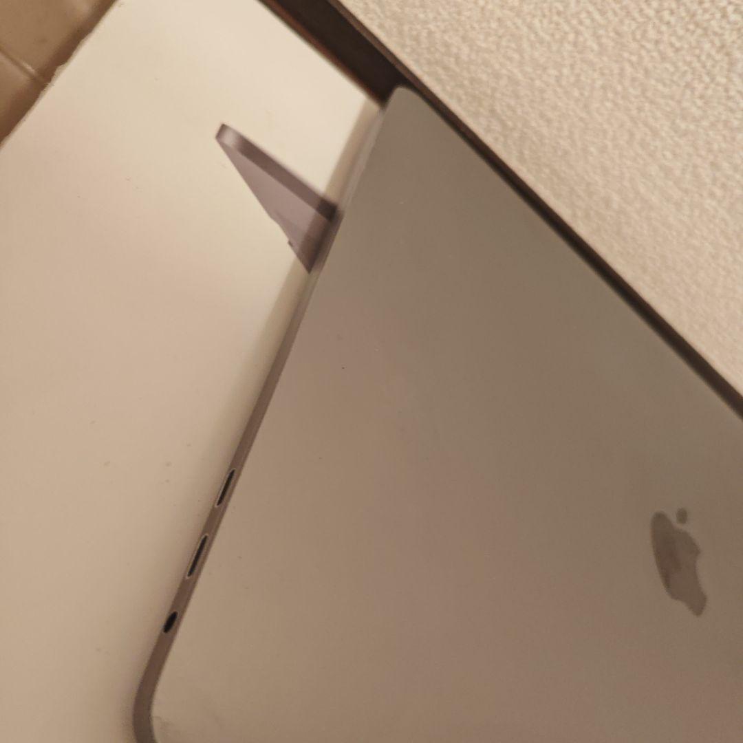 MacBook本体 MacBook Pro 2020 16GB 500GB i5
