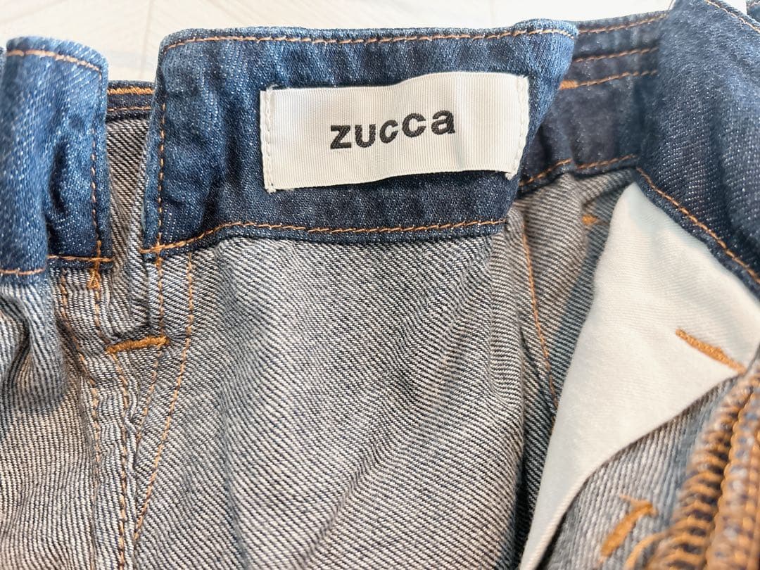 ZUCCa ベルト付き　ストレートデニムパンツ