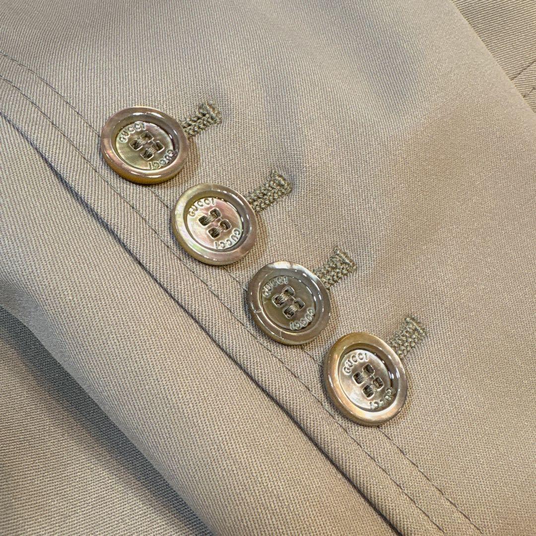 【高級感】GUCCI☆テーラードジャケット☆肩パッド☆ベージュ☆40☆フォーマル