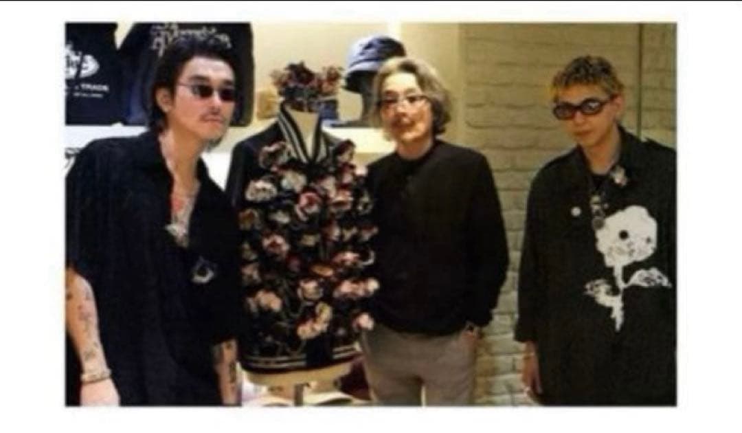 姫夢ラブ様ご購入品HYS × SYUNKIコラボ SDGS VICIOUS T-