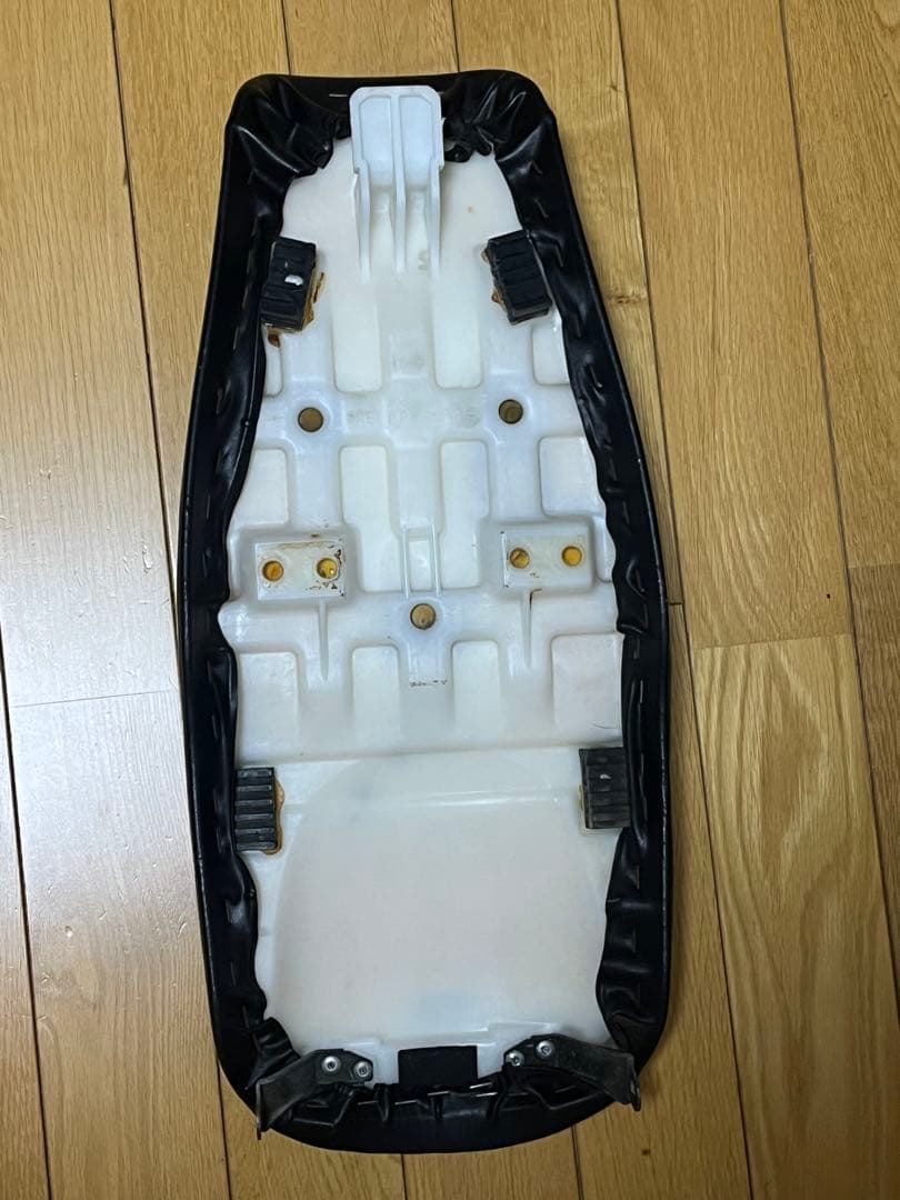 グラストラッカービッグボーイシート