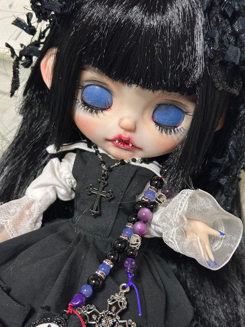 アイシードール 本体　女の子　アウトフィット付き　アリス