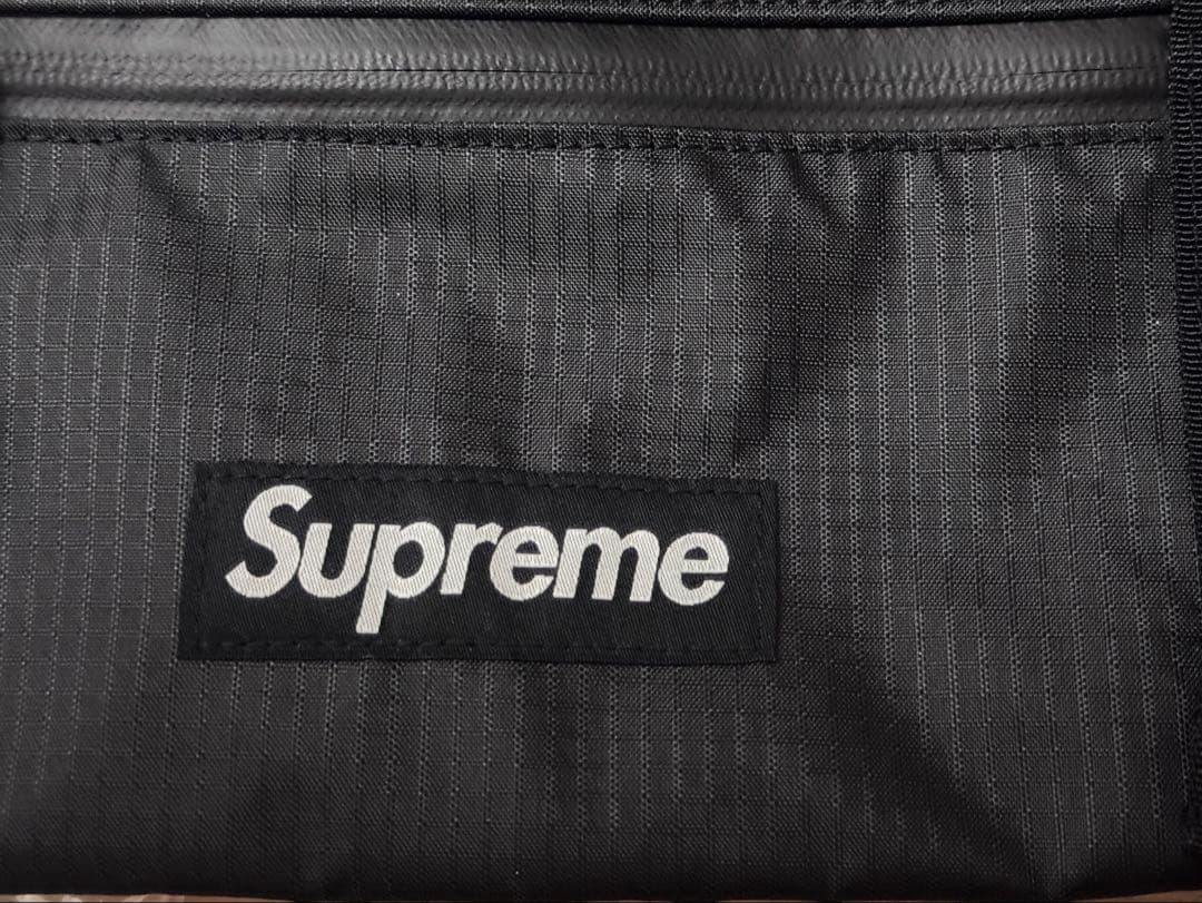 新品　Supreme Duffle Bag ブラック フリー