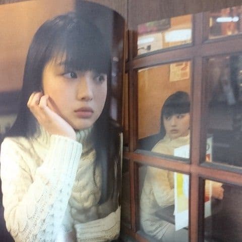（サイン本）瞬間 : 浜辺美波写真集