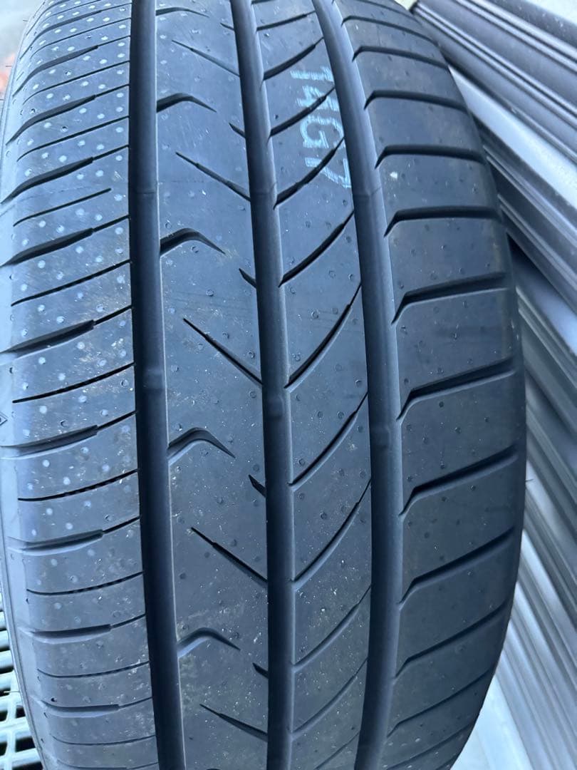 TOYOTIRES TRANPATH mp7 1本　アルファード