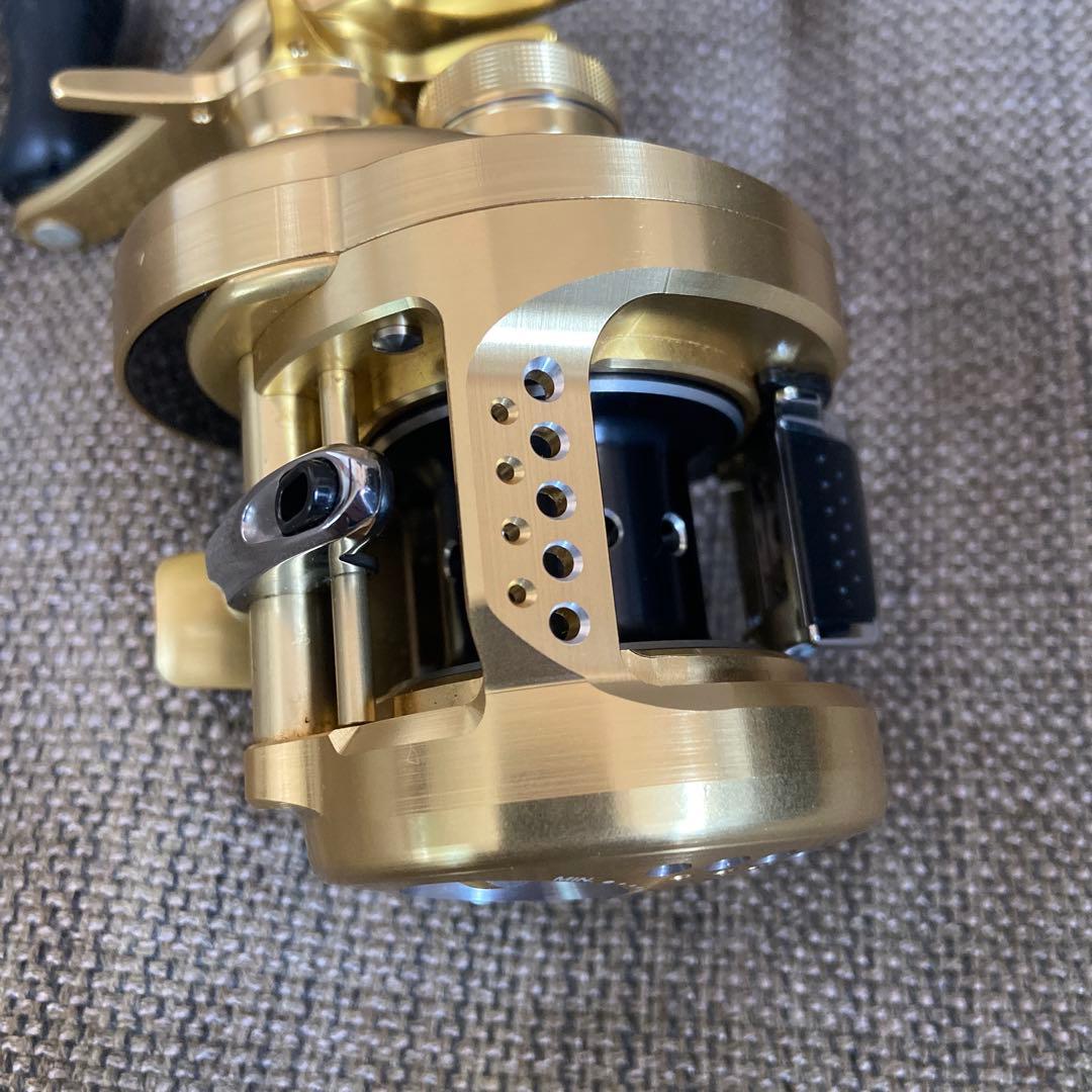 未使用品　カルカッタコンクエスト100HG シマノ