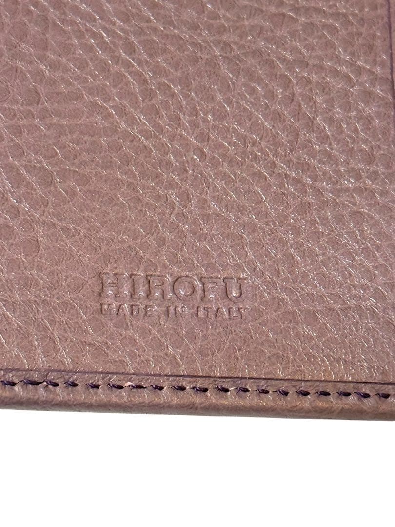 極美品☆HIROFU 二つ折り財布　レザー　パープル系