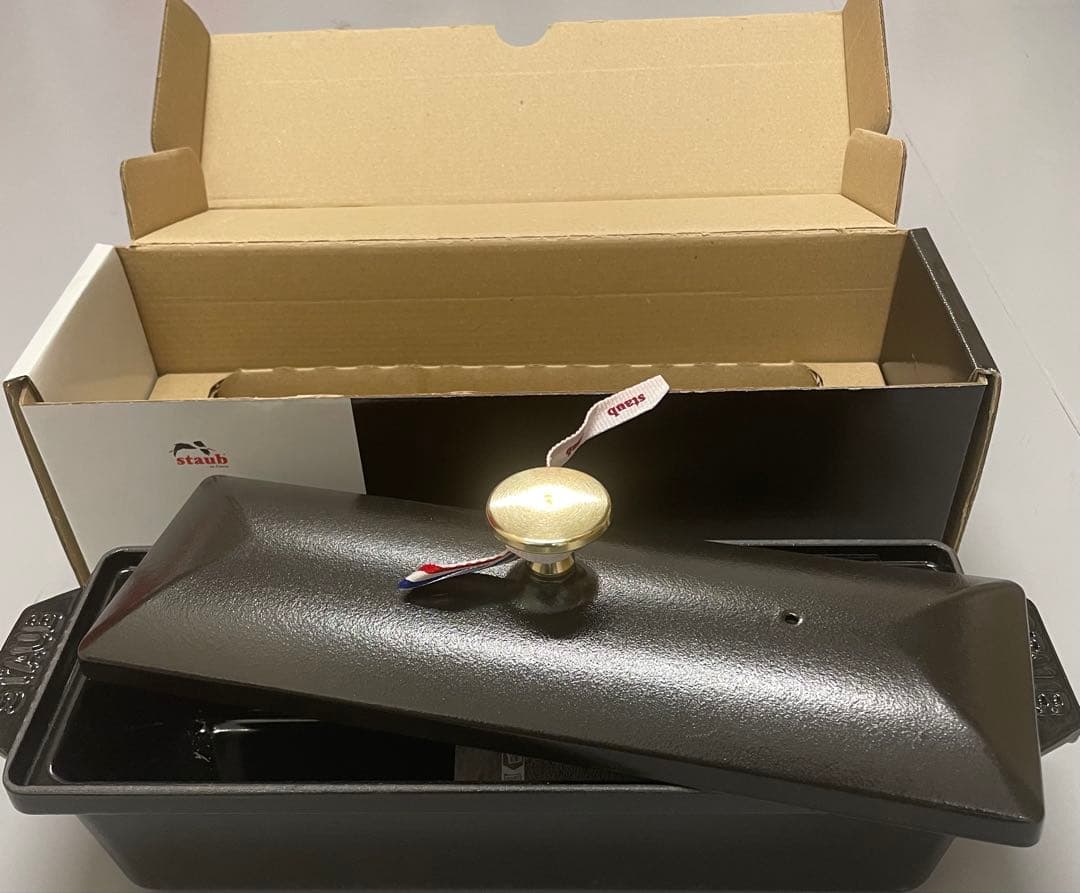 【新品未使用品】STAUB ストウブ レクタン テリーヌ