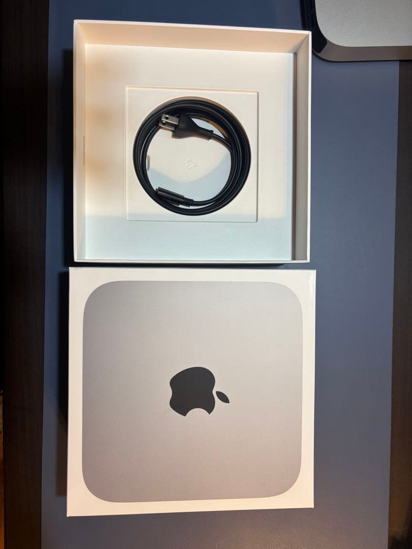 Mac mini M2 2023年製　美品
