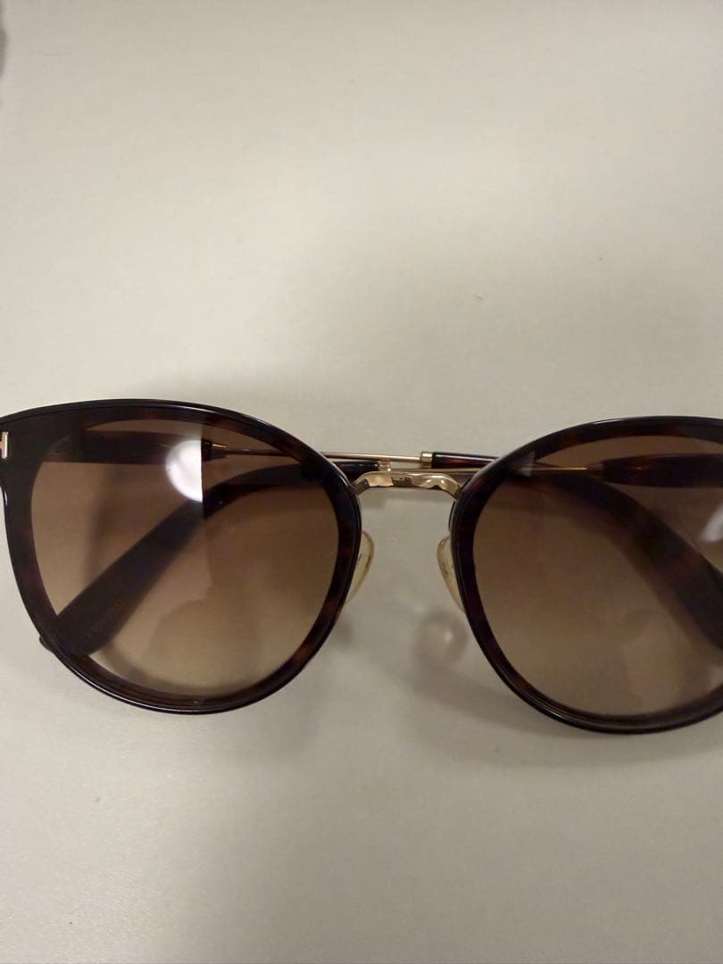 TOM FORD ブラウンラウンドサングラス ケース付き