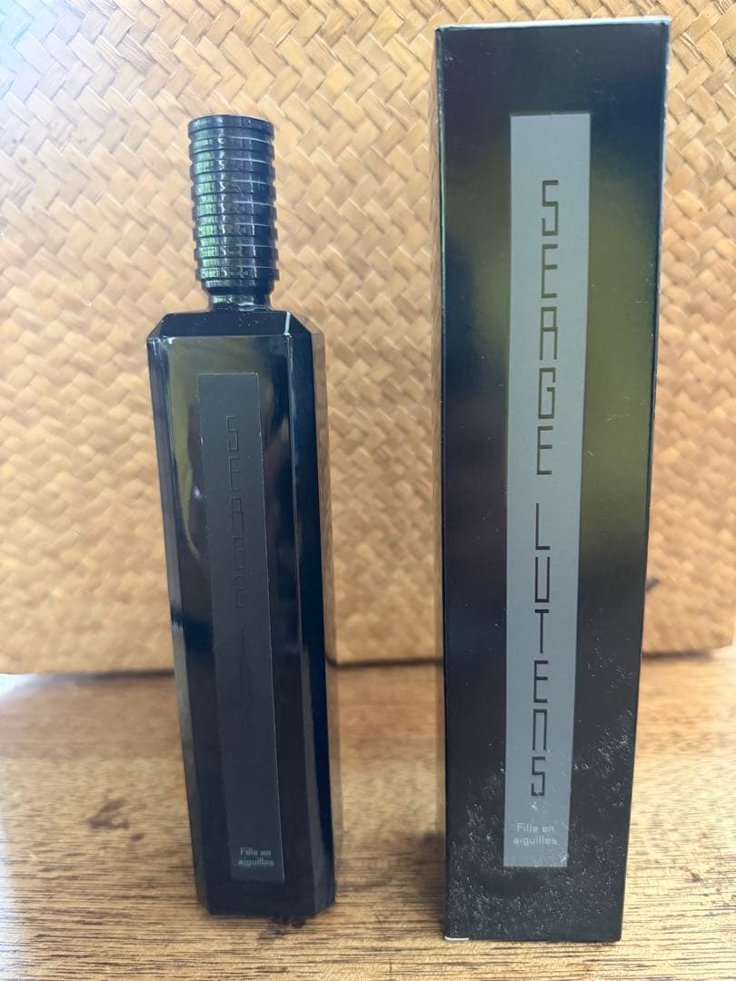 Serge Lutens フィーユアンエギュイユ　100ml