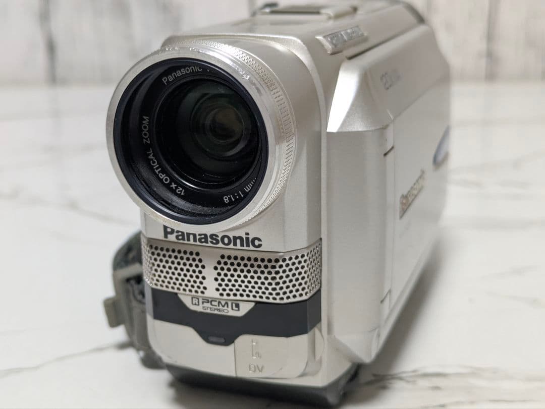 【豪華セット】Panasonic　NV-DS200　MiniDV対応　お買い得