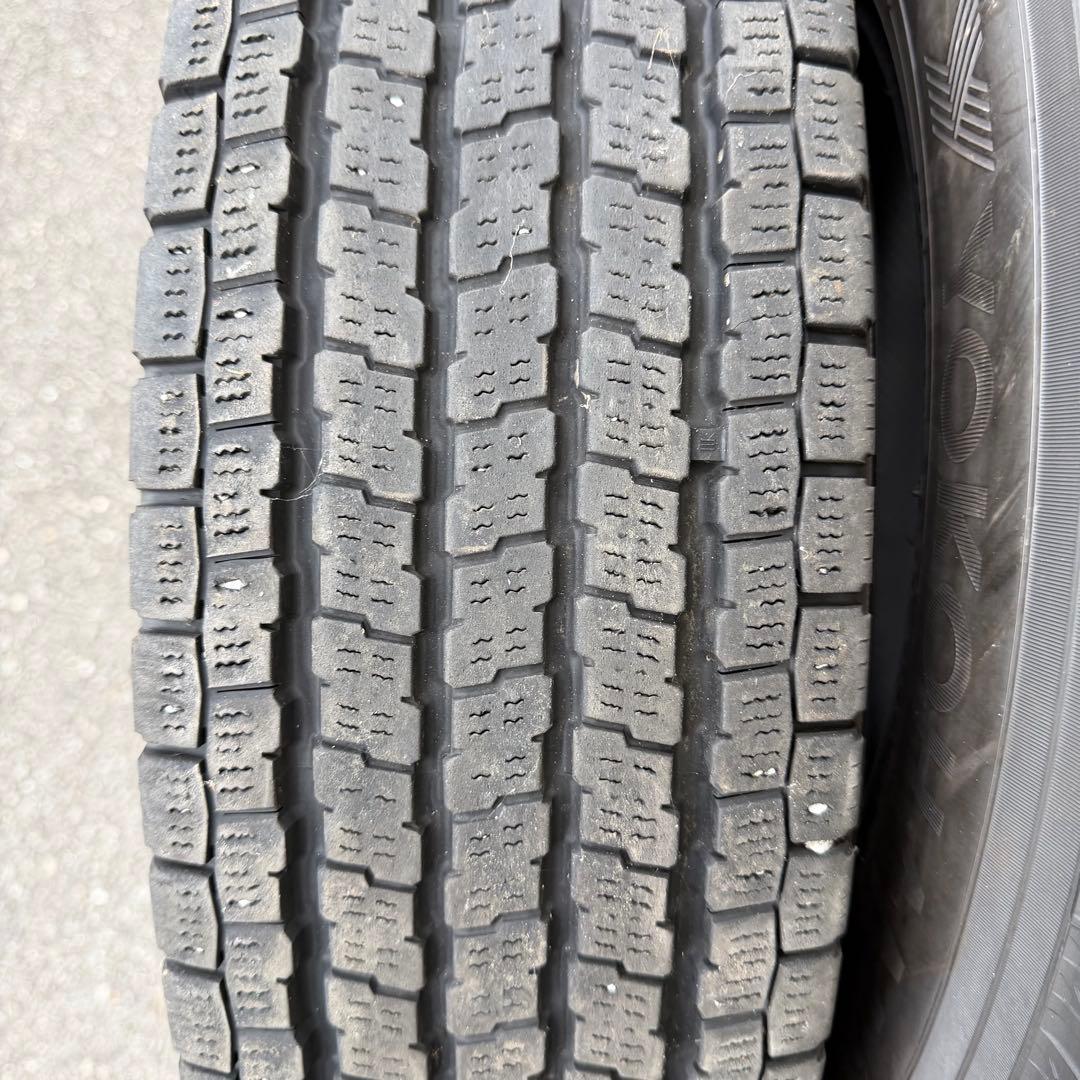 【4本セット送料無料】YOKOHAMA 195/80R15 107/105L