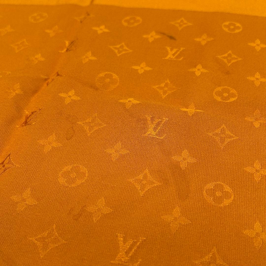 ルイヴィトン　LOUIS VUITTON　モノグラムスカーフ　ショール　オレンジ
